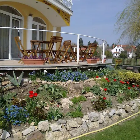 Rozsa Balatonfured