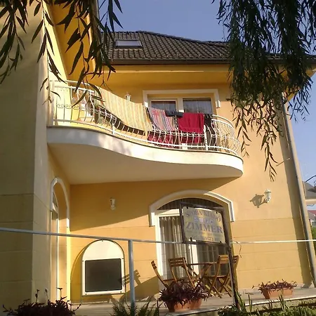 Guest house Rozsa *
