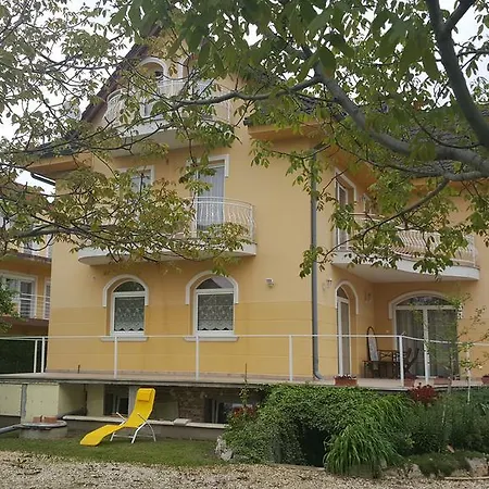 Guest house Rozsa