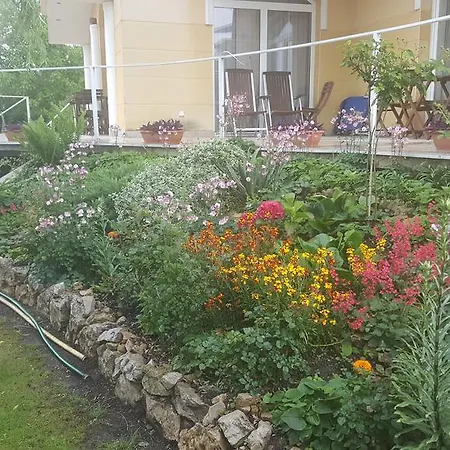 Rozsa Guest house Balatonfured